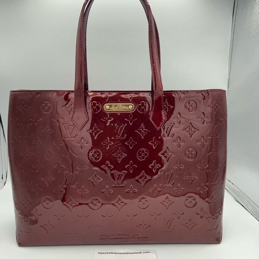 Louis Vuitton Bellevue Vernis Monogram Tote